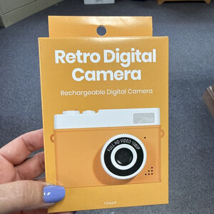 MINI RETRO DIGITAL CAMERA RECHARGEABLE DIGITAL CAMERA NEW